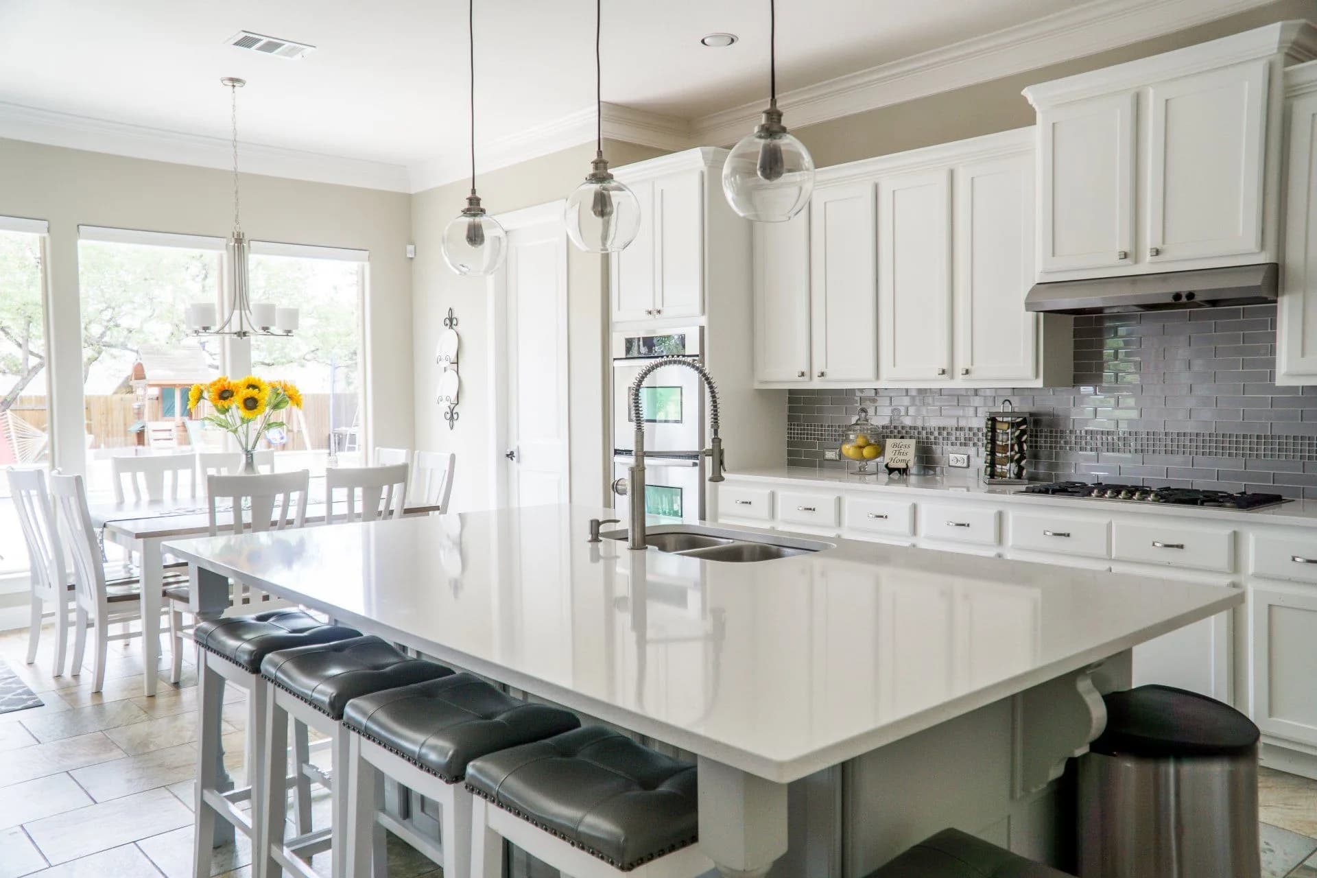A kitchen island with a quartz countertop
