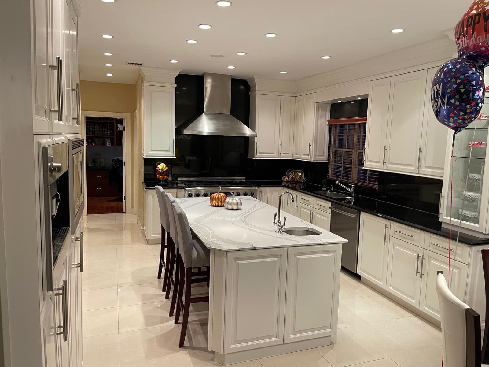 A kitchen completed by New Look Kitchen Refacing